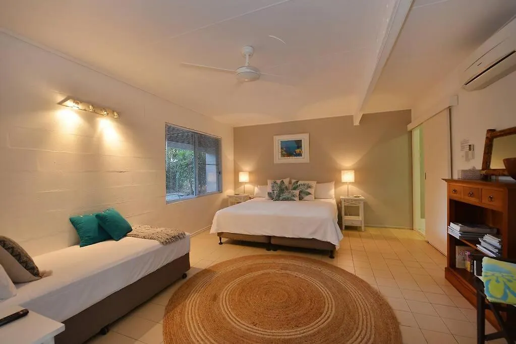3 Bedroom Queenslander Home Close To Four Mile Beach ポートダグラス オーストラリア